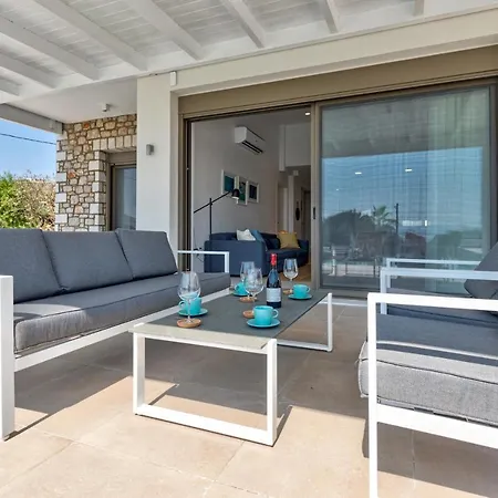Amberblue Pefkos *